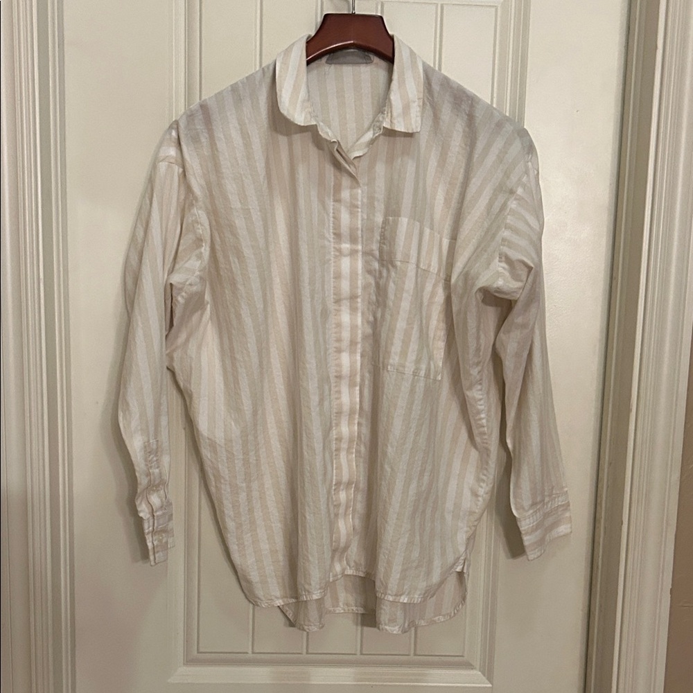 Everlane Striped Button-Down Shirt in Cream and White